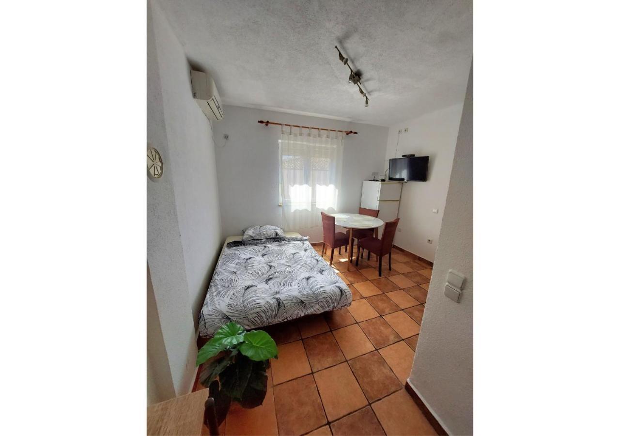 Apartman Dobric Fažana Esterno foto